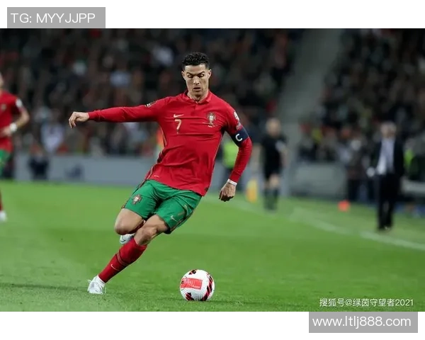 C罗大力射门技术揭秘如何通过精确发力打破防线 C罗大力射门技术揭秘如何通过精确发力打破防线